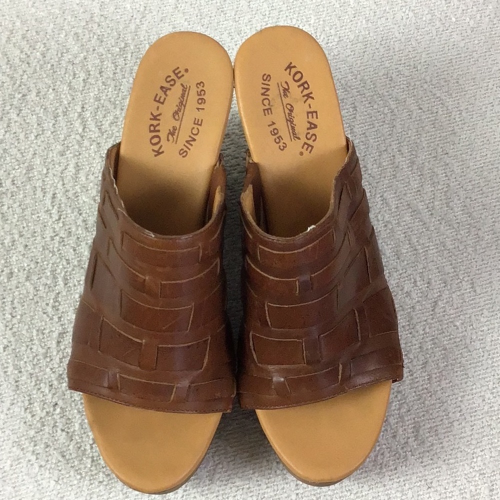 Cork Ease | Women’s Charissa Platform Sandal Wet Sand Brown Leather | - Picture 4 of 9